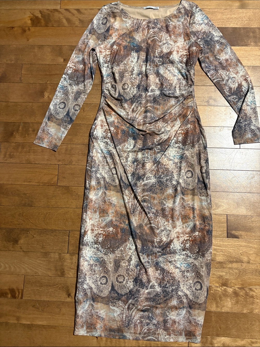 Black Tape_ Long Sleeve Brown, Cream & Blue Abstract Midi Dress Bodycon